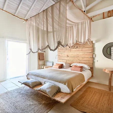 Κατάλυμα σε φάρμα Quinta Do Porto Nogueira (adults Only) Alguber